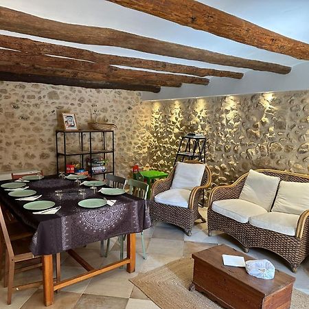 Maset Del Riu Guest House Valderrobres Eksteriør bilde